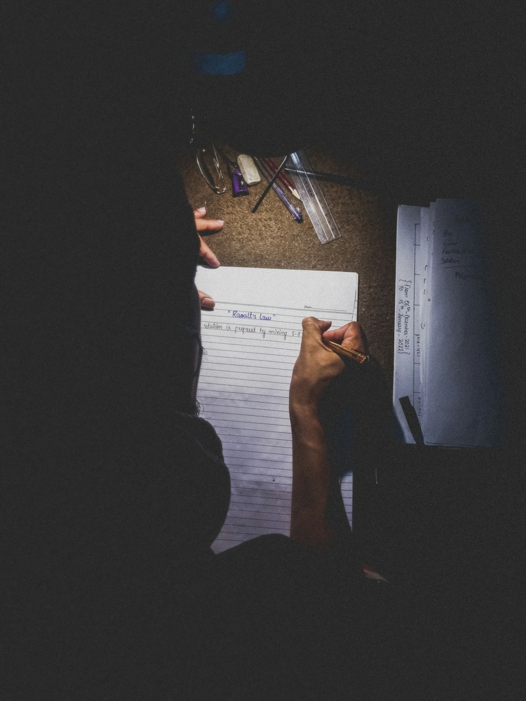 After-Hours and Same-Day Notary Services in St. Louis